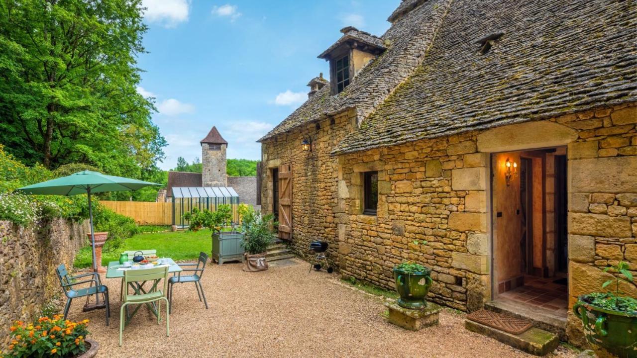 Logement D'Exception Dans Le Chateau De Lacypierre Saint-Crepin-et-Carlucet Exterior photo